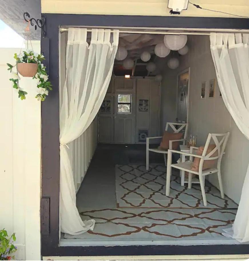C & Y Guesthouse West Chase Exterior foto